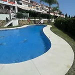Moderno Estudio Con Wifi En Marbella Este - Vistamar 16 Estudio